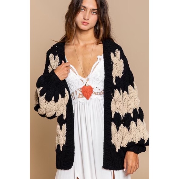 Black Beige Chunky Knit Ballon Sleeves Cardigan Sweater - Picture 7 of 13